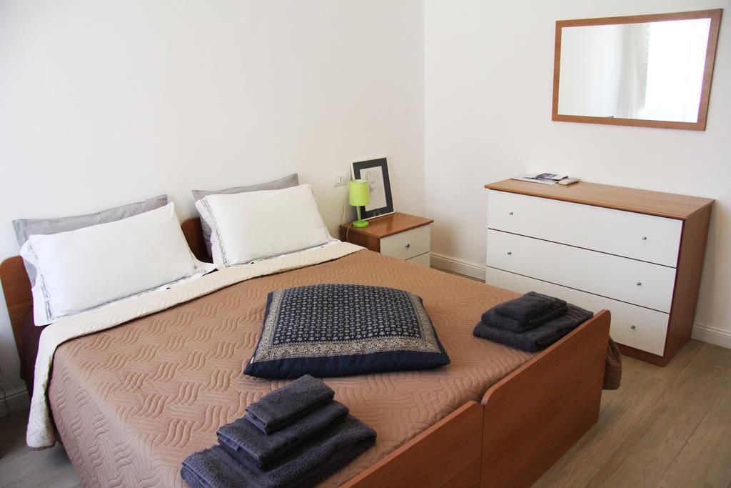 B&B Majestade Cagliari Habitación foto