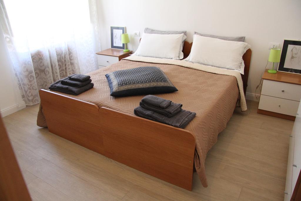 B&B Majestade Cagliari Habitación foto